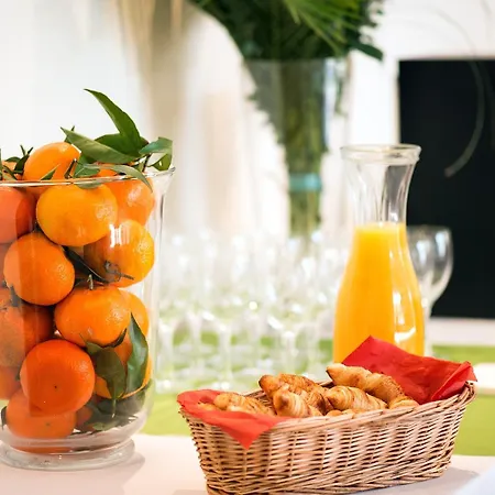 Le Drip's, Nouvel ! Hotel