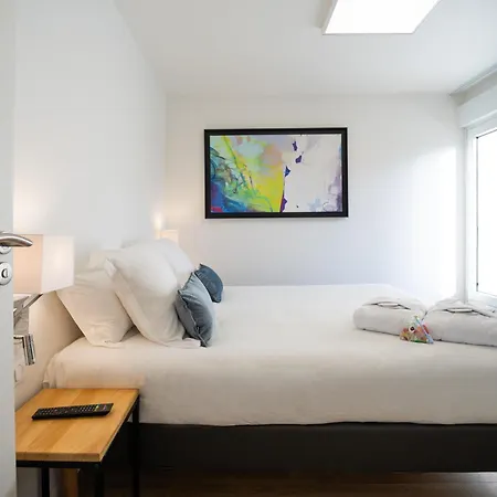 Hotel Le Drip's, Nouvel ! Marselha