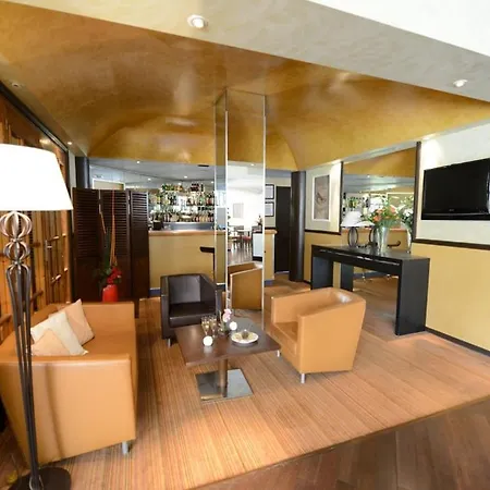 Hotel Le Drip's, Nouvel !