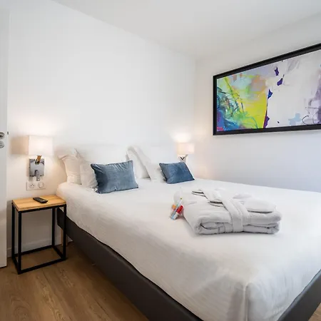 Le Drip's, Nouvel ! Hotel Marselha